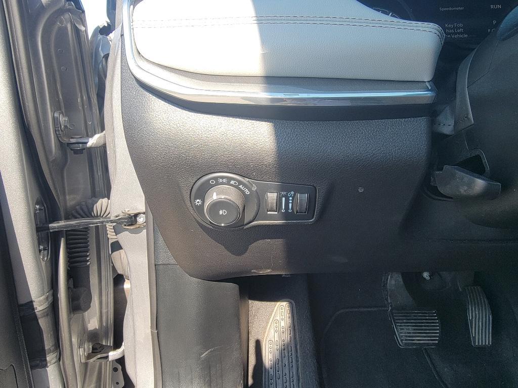 used 2024 Jeep Compass car