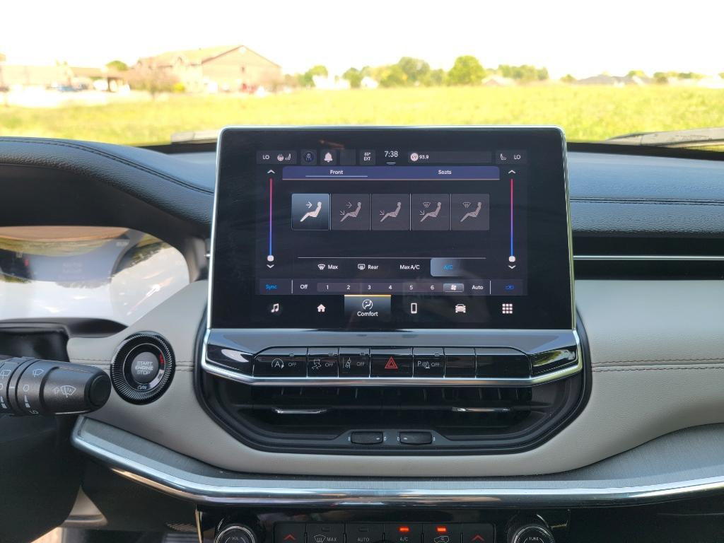 used 2024 Jeep Compass car