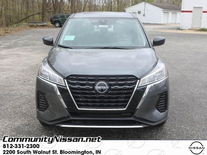 new 2025 Nissan Kicks Play car, priced at $22,571