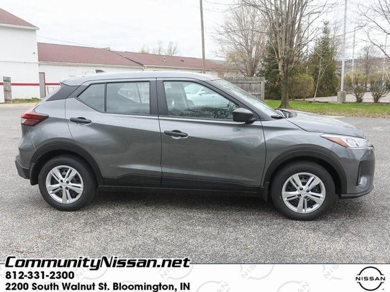 new 2025 Nissan Kicks Play car, priced at $22,571