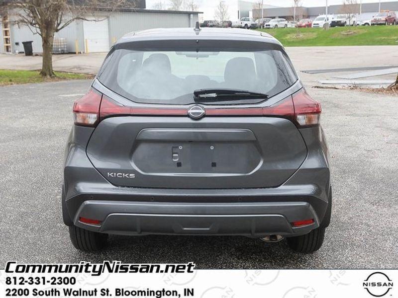new 2025 Nissan Kicks Play car, priced at $22,571