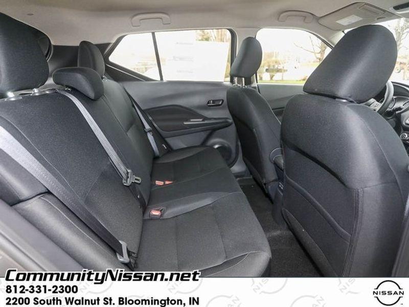 new 2025 Nissan Kicks Play car, priced at $22,571