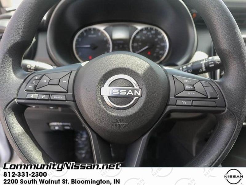 new 2025 Nissan Kicks Play car, priced at $22,571