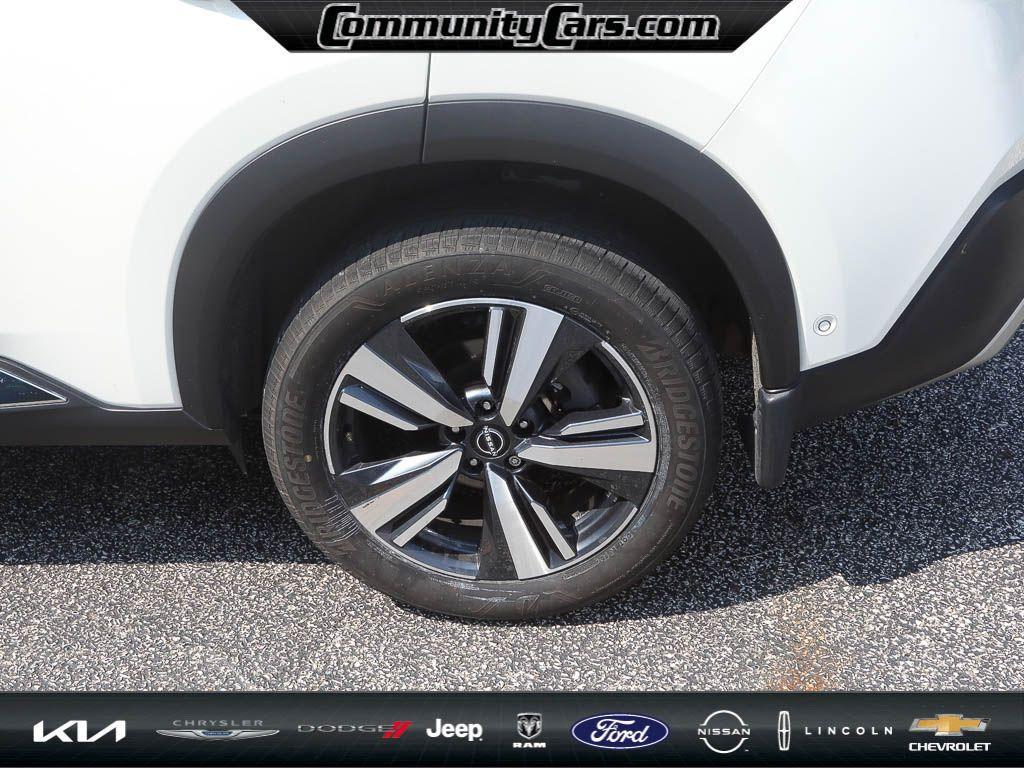 used 2023 Nissan Rogue car, priced at $30,859