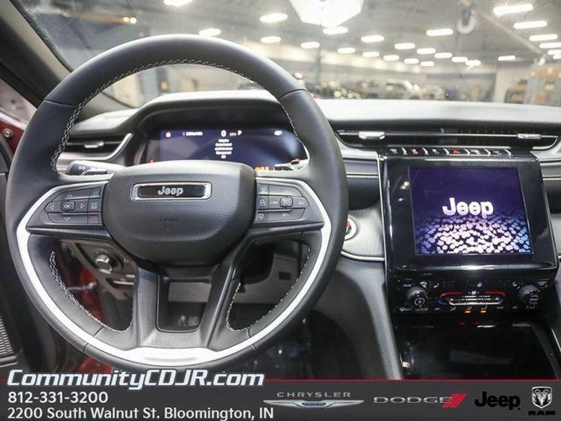 new 2025 Jeep Grand Cherokee L car, priced at $50,170