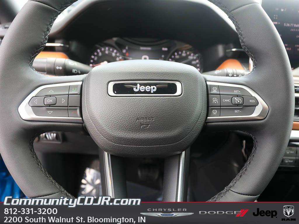 new 2025 Jeep Compass car, priced at $32,000