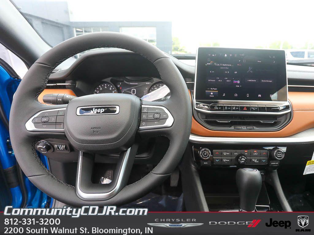 new 2025 Jeep Compass car, priced at $32,000