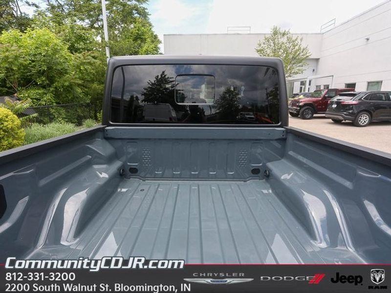 new 2025 Jeep Gladiator car, priced at $48,500
