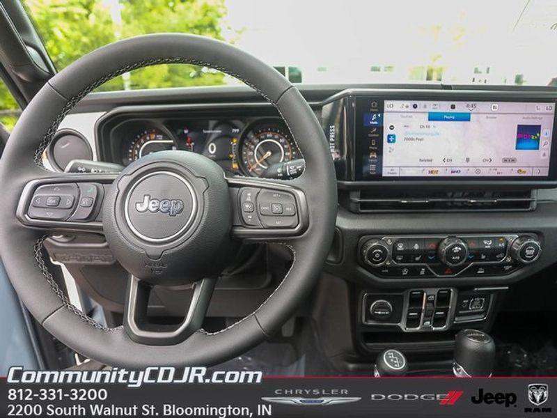 new 2025 Jeep Gladiator car, priced at $48,500