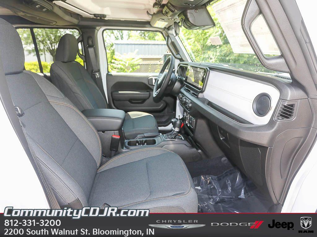 new 2025 Jeep Wrangler car, priced at $51,585
