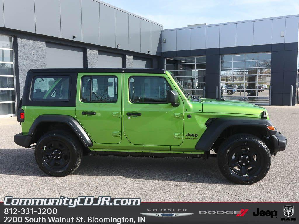 new 2026 Jeep Wrangler car, priced at $42,985