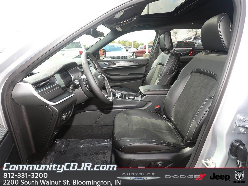new 2025 Jeep Grand Cherokee L car, priced at $48,241