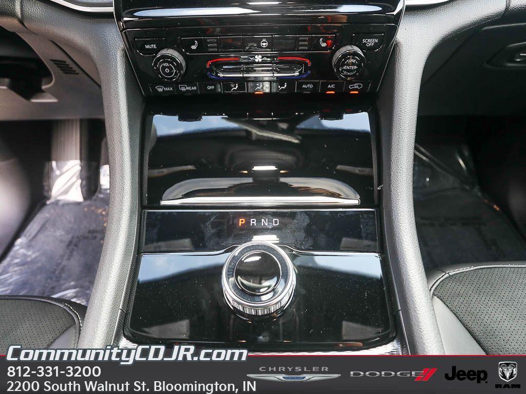 new 2025 Jeep Grand Cherokee L car, priced at $48,241