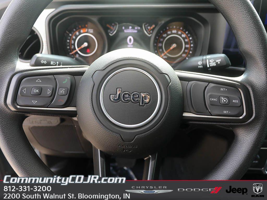 new 2025 Jeep Wrangler car, priced at $38,750