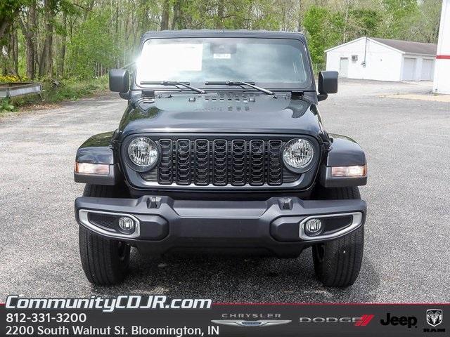 new 2025 Jeep Gladiator car, priced at $48,714