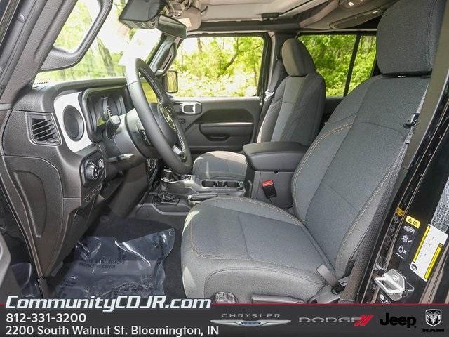 new 2025 Jeep Gladiator car, priced at $48,714