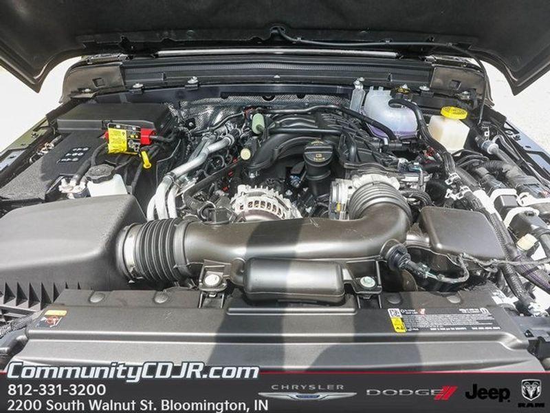 new 2025 Jeep Gladiator car, priced at $48,714