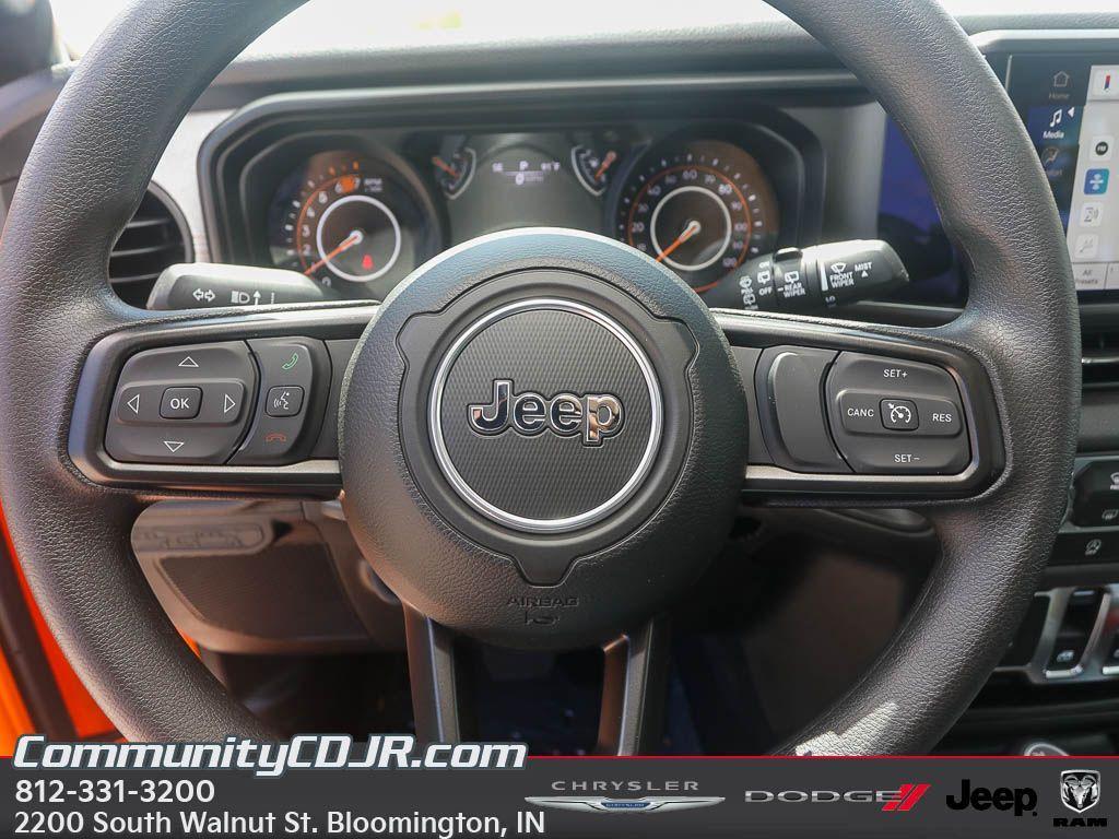 new 2025 Jeep Wrangler car, priced at $36,623