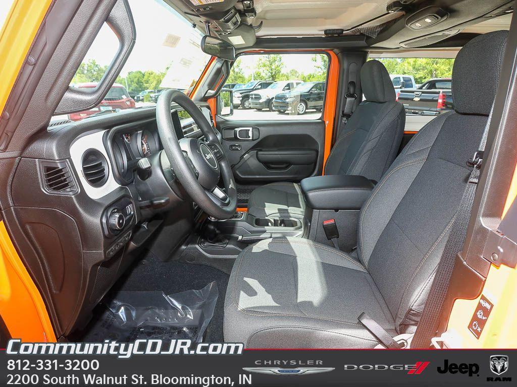 new 2025 Jeep Wrangler car, priced at $36,623