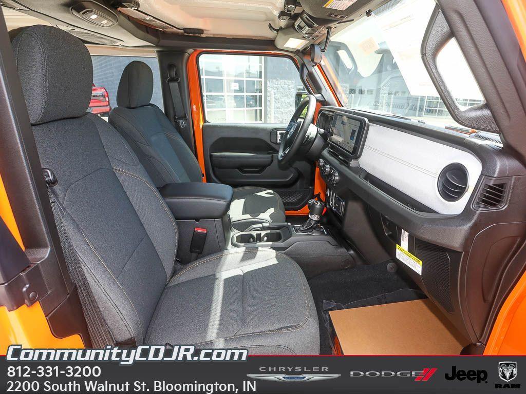 new 2025 Jeep Wrangler car, priced at $36,623