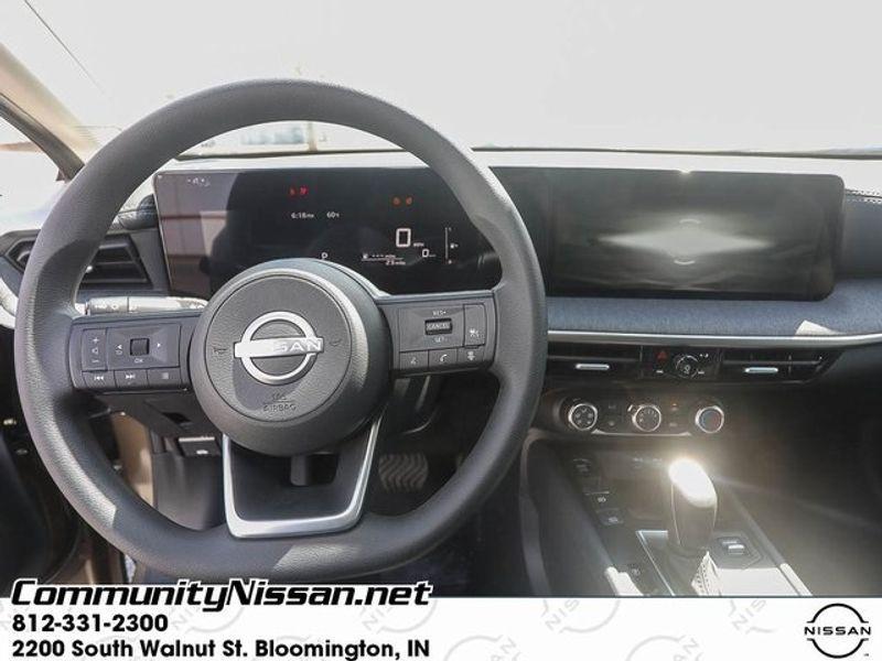 new 2025 Nissan Kicks car, priced at $24,681