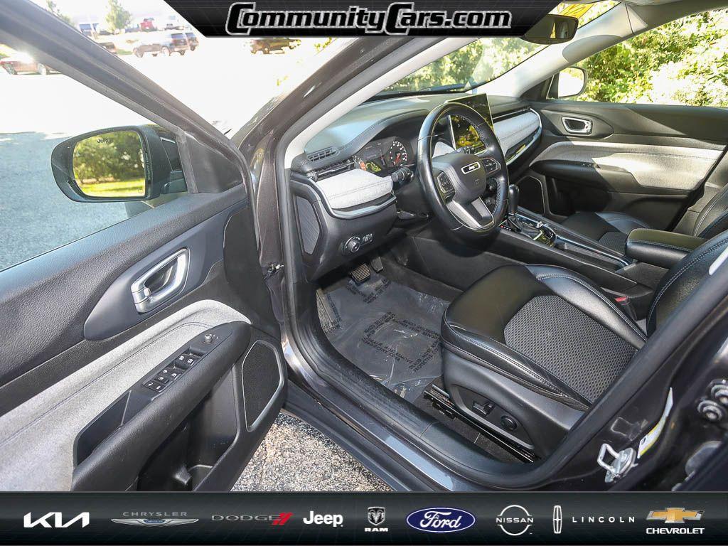 used 2022 Jeep Compass car, priced at $21,000