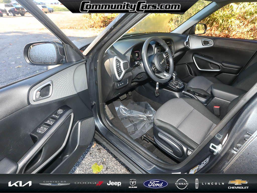 used 2024 Kia Soul car, priced at $15,527
