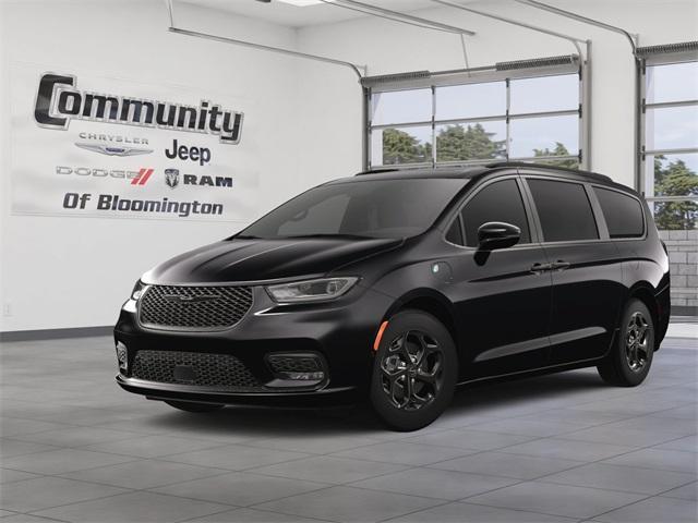 new 2025 Chrysler Pacifica Hybrid car, priced at $61,156