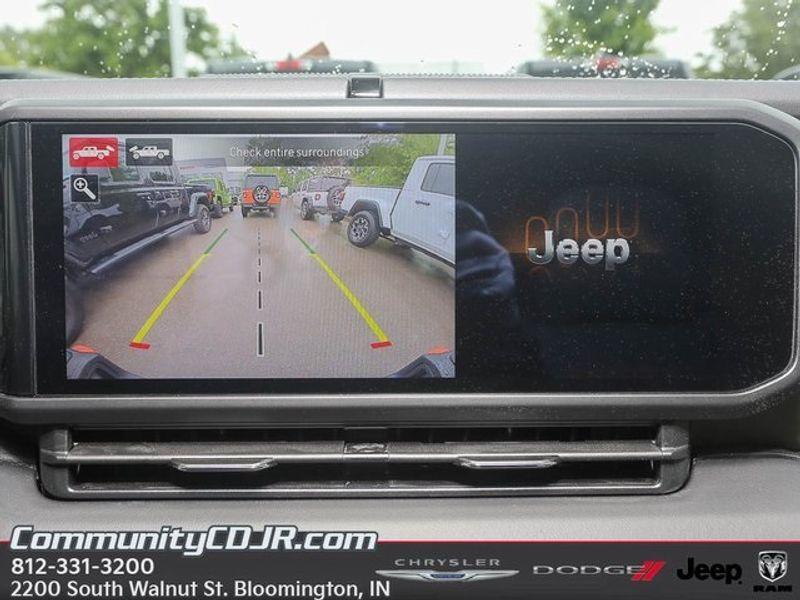 new 2025 Jeep Gladiator car, priced at $63,715