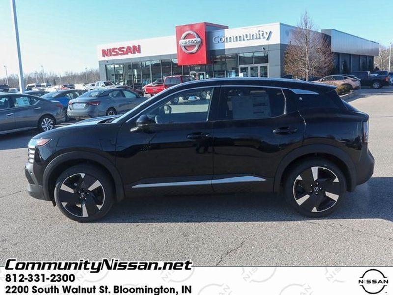 new 2025 Nissan Kicks car, priced at $28,847