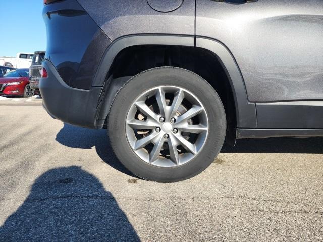 used 2018 Jeep Cherokee car, priced at $19,700