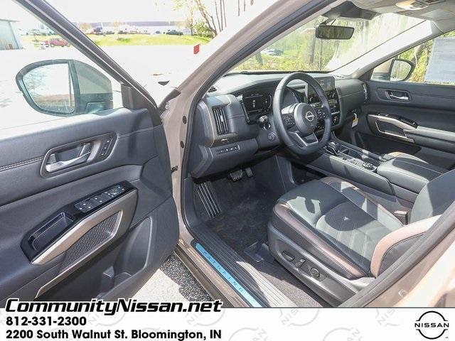 new 2025 Nissan Pathfinder car, priced at $52,128