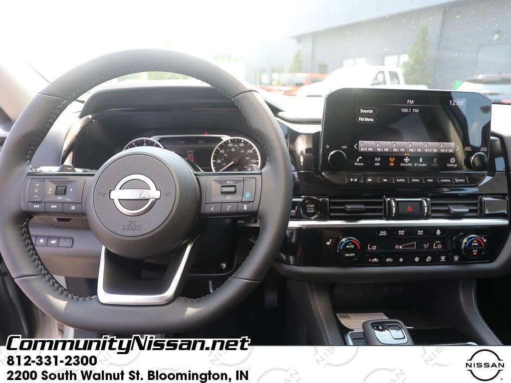 new 2025 Nissan Pathfinder car, priced at $43,586