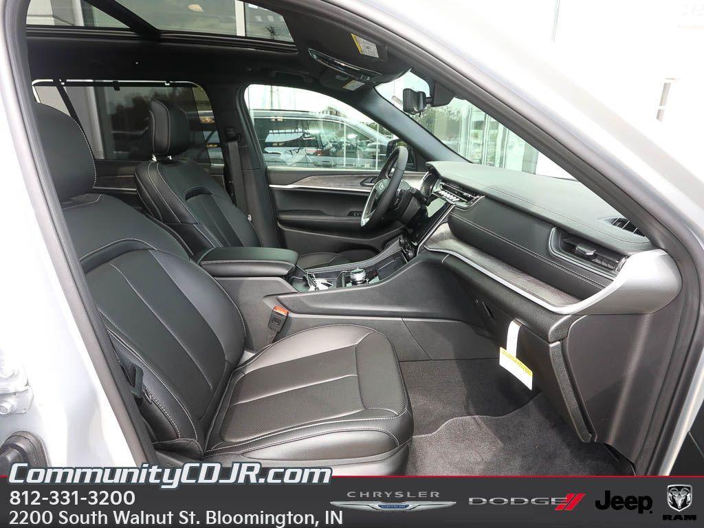 new 2025 Jeep Grand Cherokee L car, priced at $52,707