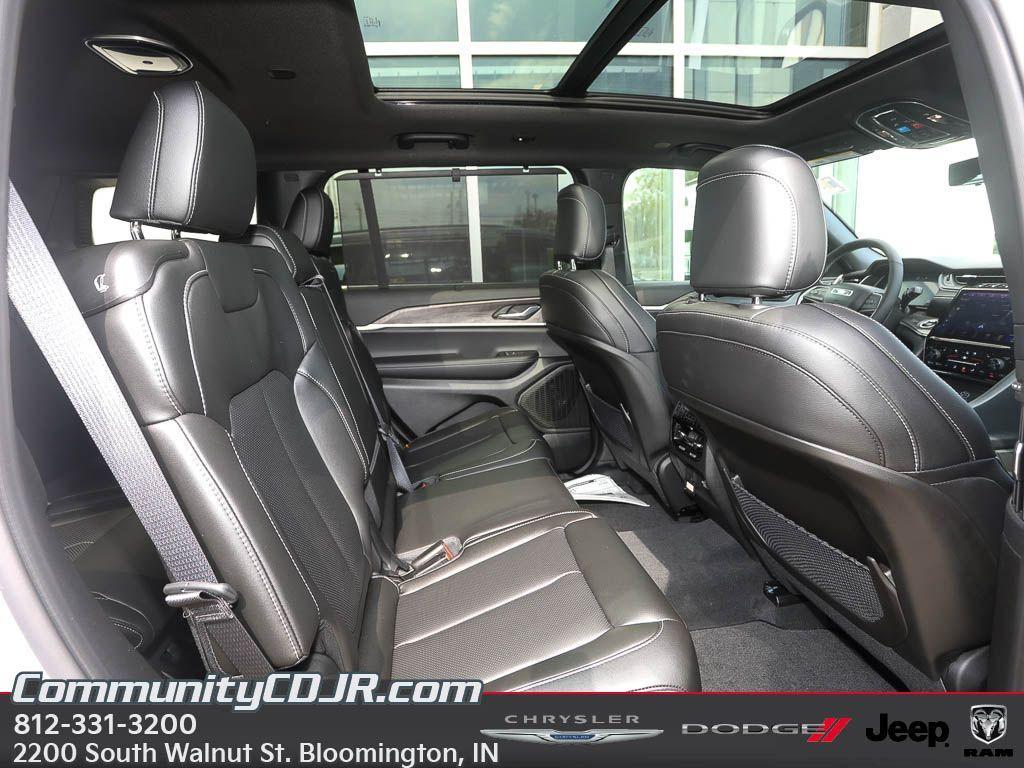 new 2025 Jeep Grand Cherokee L car, priced at $52,707