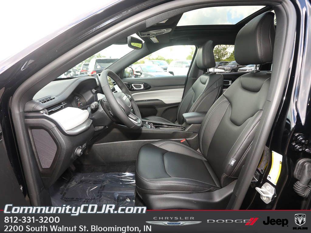new 2025 Jeep Compass car, priced at $34,914