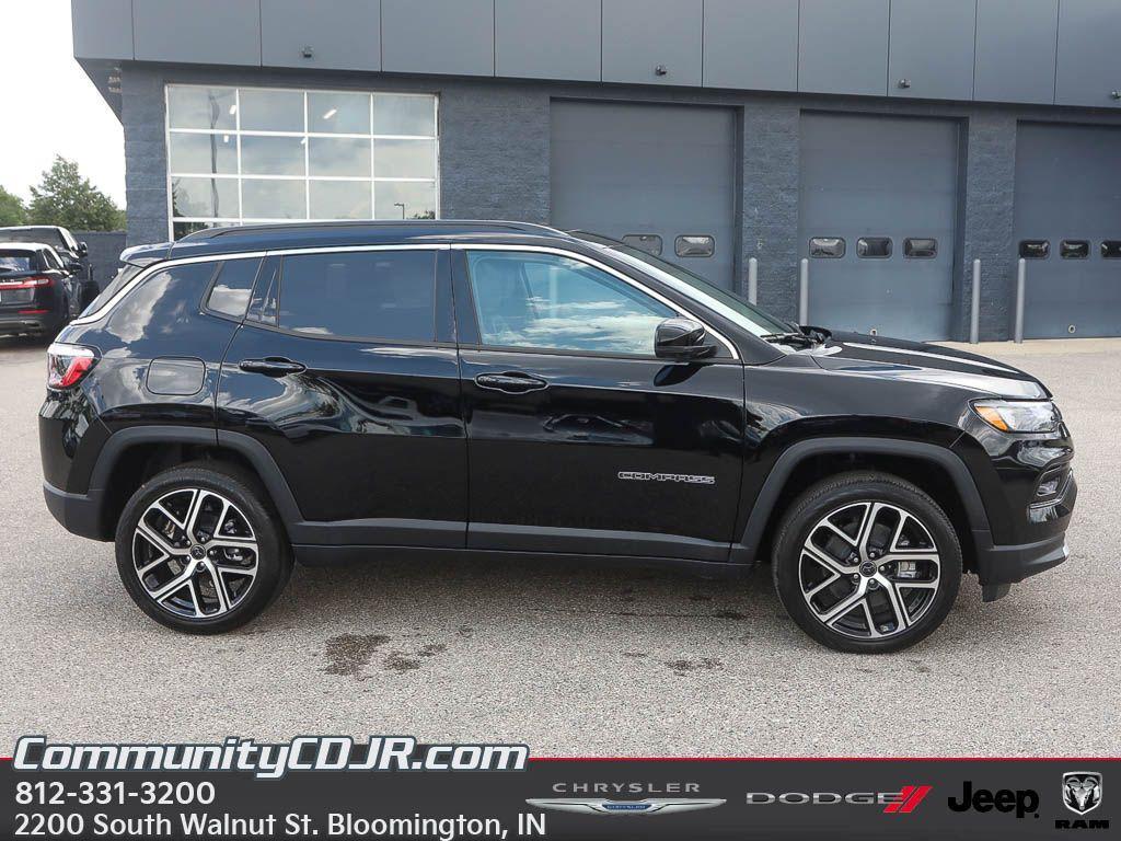 new 2025 Jeep Compass car, priced at $34,914