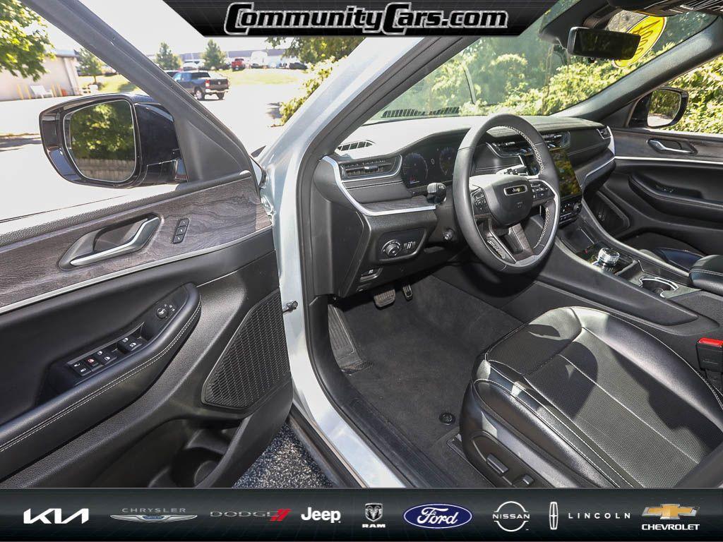 used 2024 Jeep Grand Cherokee L car, priced at $38,300