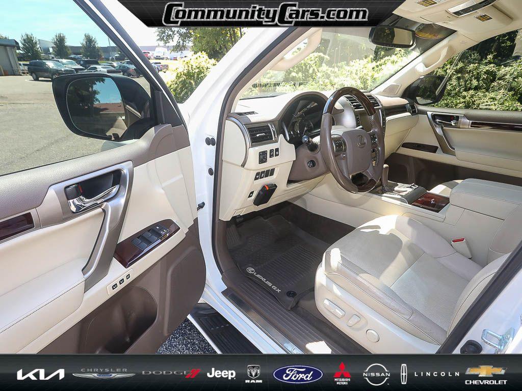 used 2019 Lexus GX 460 car, priced at $38,598