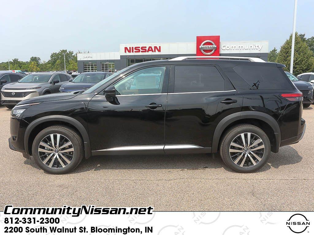 new 2025 Nissan Pathfinder car, priced at $50,004