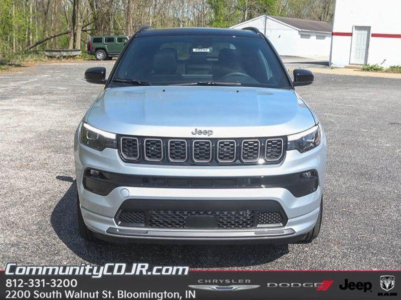 new 2025 Jeep Compass car, priced at $32,814