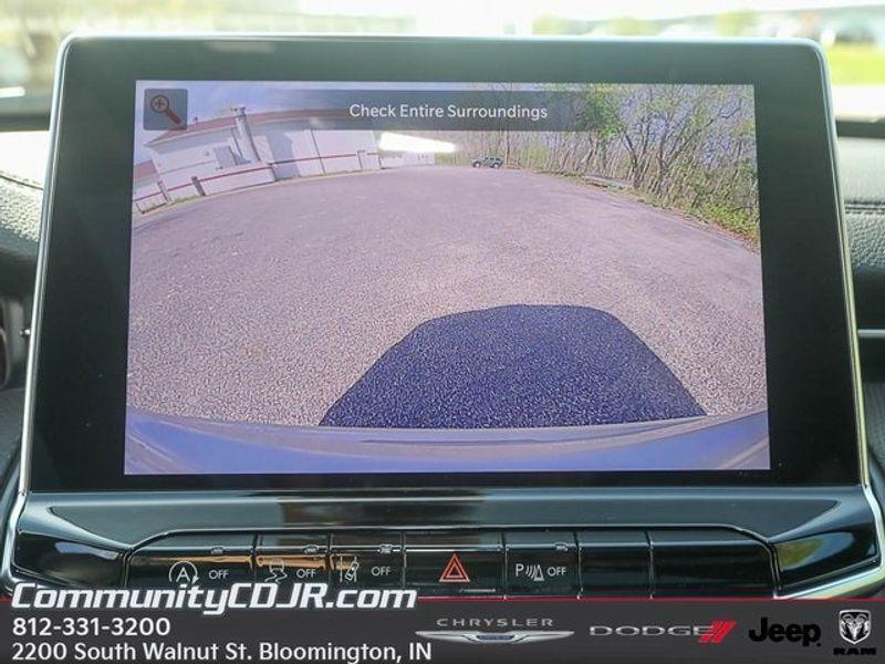 new 2025 Jeep Compass car, priced at $32,814