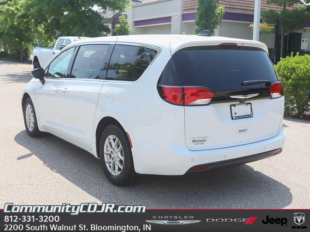 new 2025 Chrysler Voyager car, priced at $41,300