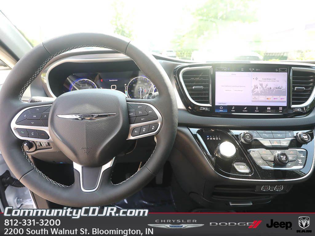 new 2025 Chrysler Voyager car, priced at $41,300