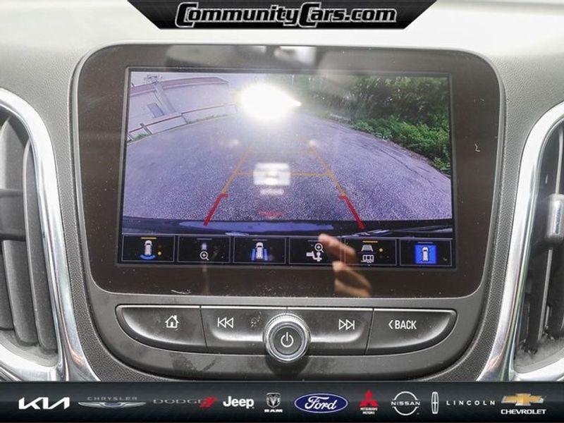 used 2022 Chevrolet Equinox car, priced at $23,800