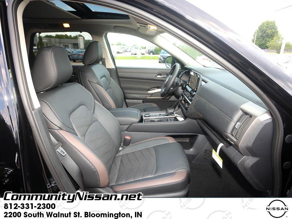 new 2025 Nissan Pathfinder car, priced at $47,507
