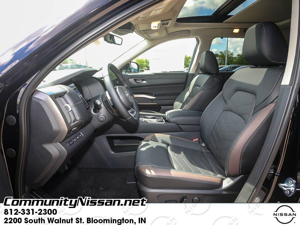 new 2025 Nissan Pathfinder car, priced at $47,507