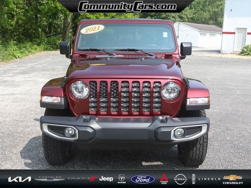 used 2021 Jeep Gladiator car, priced at $29,100