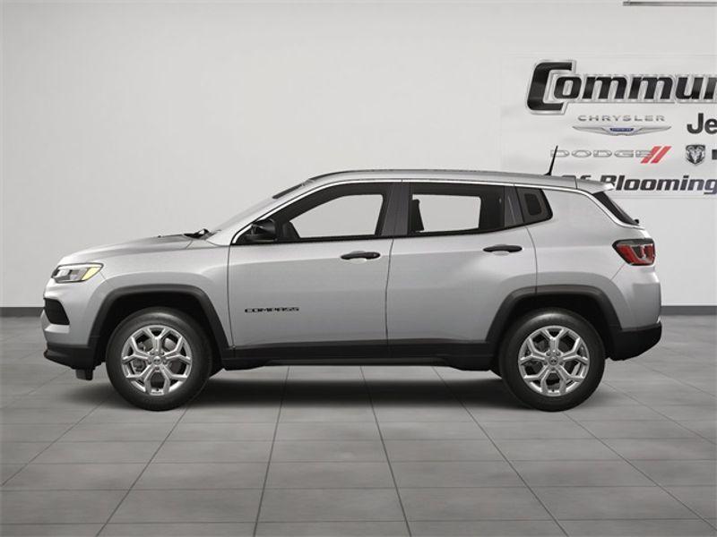 new 2025 Jeep Compass car, priced at $29,000