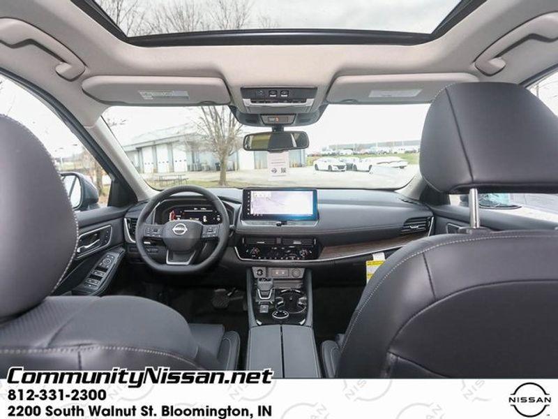 new 2025 Nissan Rogue car, priced at $44,957